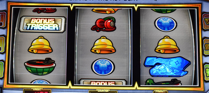 SHAKE BONUS TRIGGER　ベル　中段ベル揃い