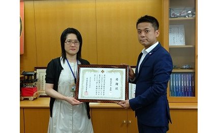善都、たけし氏作「キャバレー」を図書館に寄贈 eyecatch-image