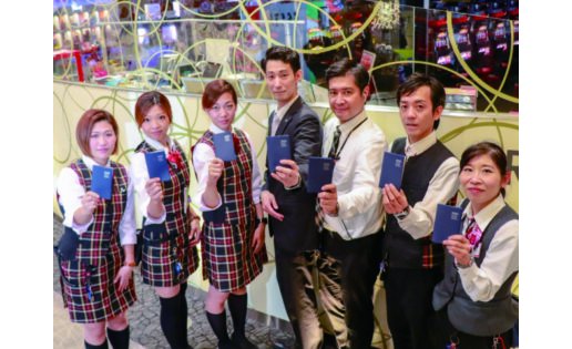 【導入レポート】研修×手帳でスタッフの接遇強化〜ホールスタッフ手帳 in テンガイ eyecatch-image
