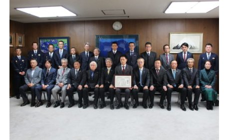 岐阜市内への防犯カメラ設置の功績により、善都の都筑社長が感謝状を受領 eyecatch-image