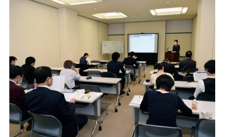 アミュゼクス月例セミナー、新型コロナ対応には安心感のアナウンスが重要 eyecatch-image